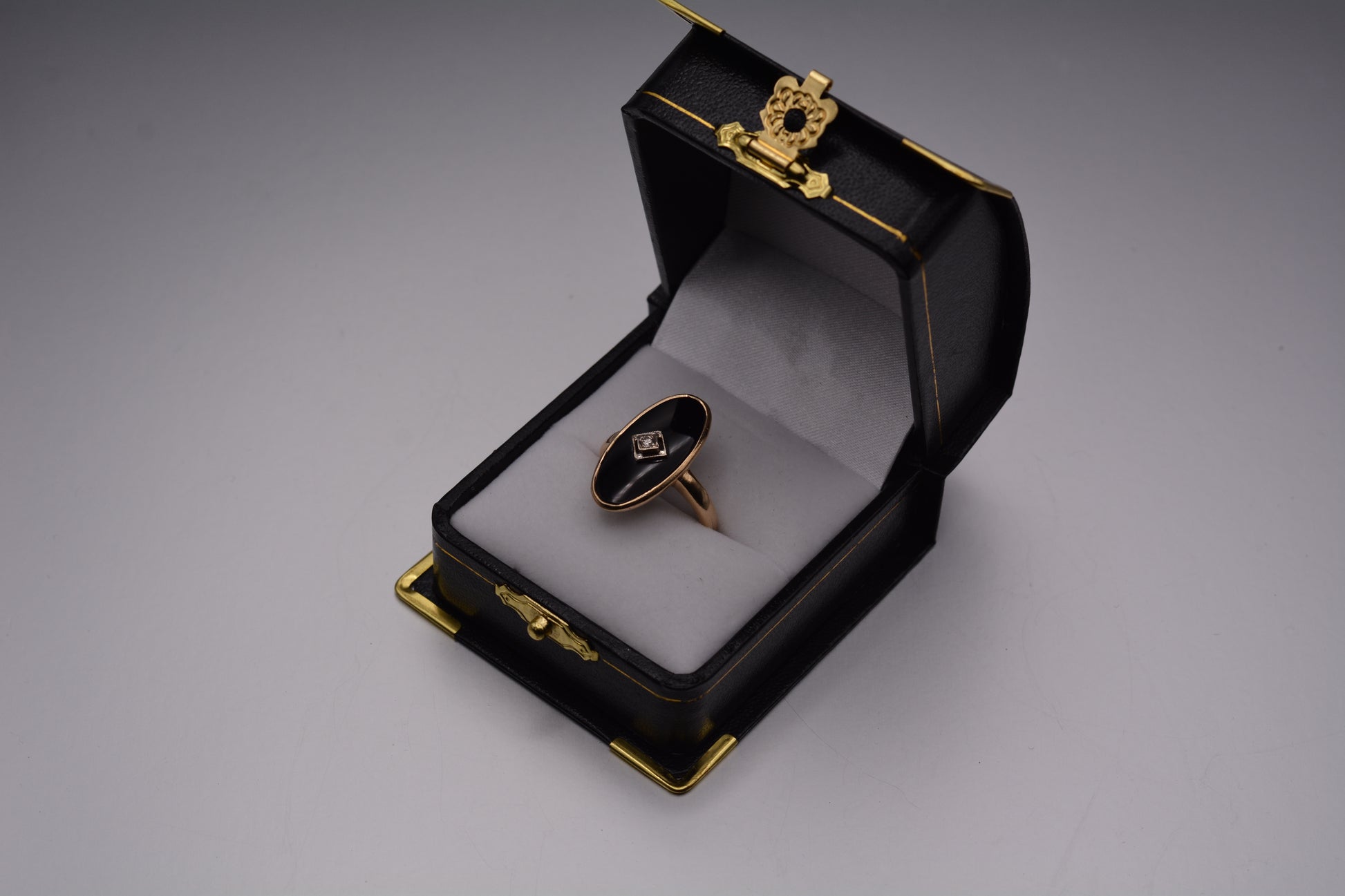 Vintage Yellow Gold Onyx and Diamond Ring