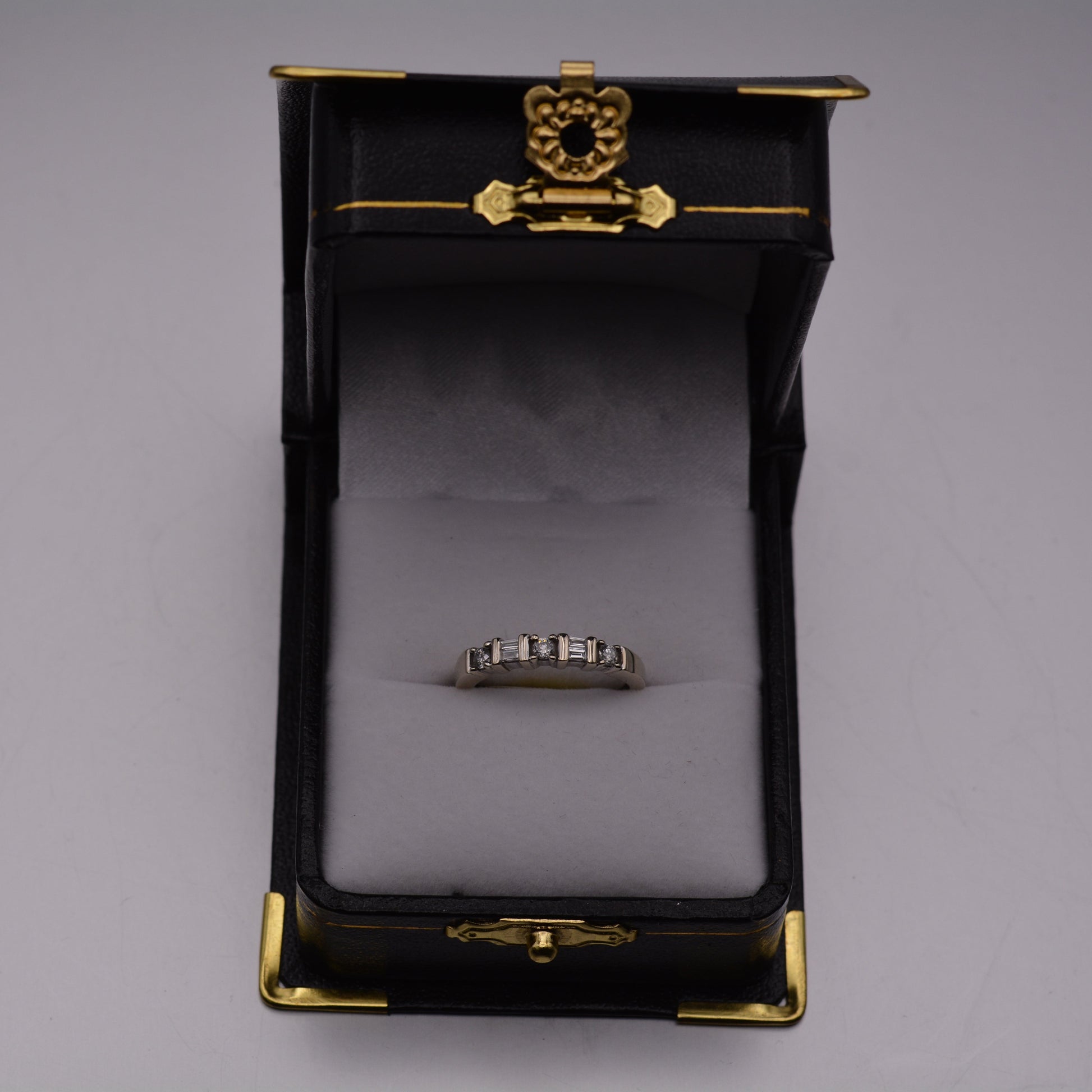 14KT Round and Baguette Diamond Ring