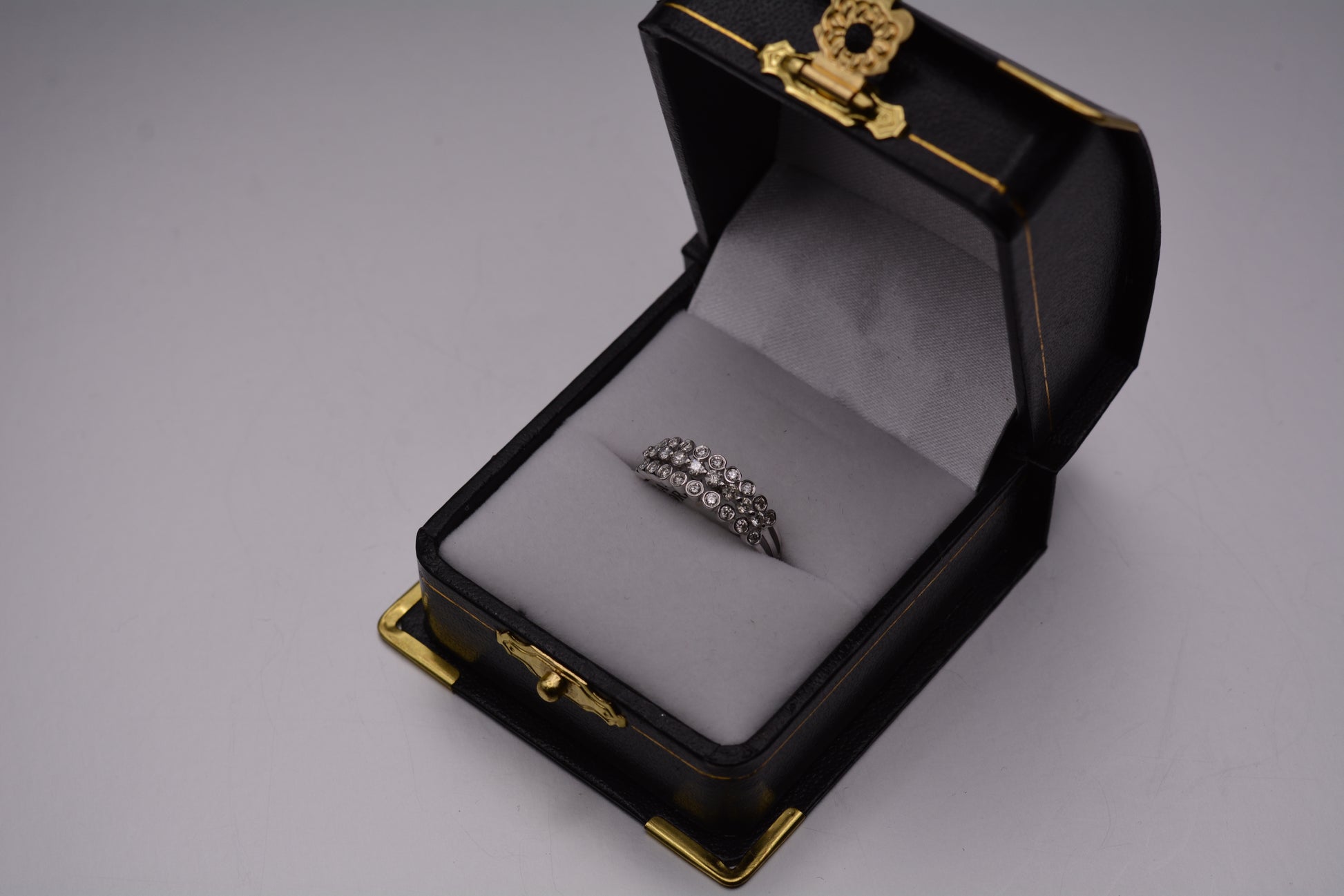 18KT 3 Row White Gold Round Diamond Ring