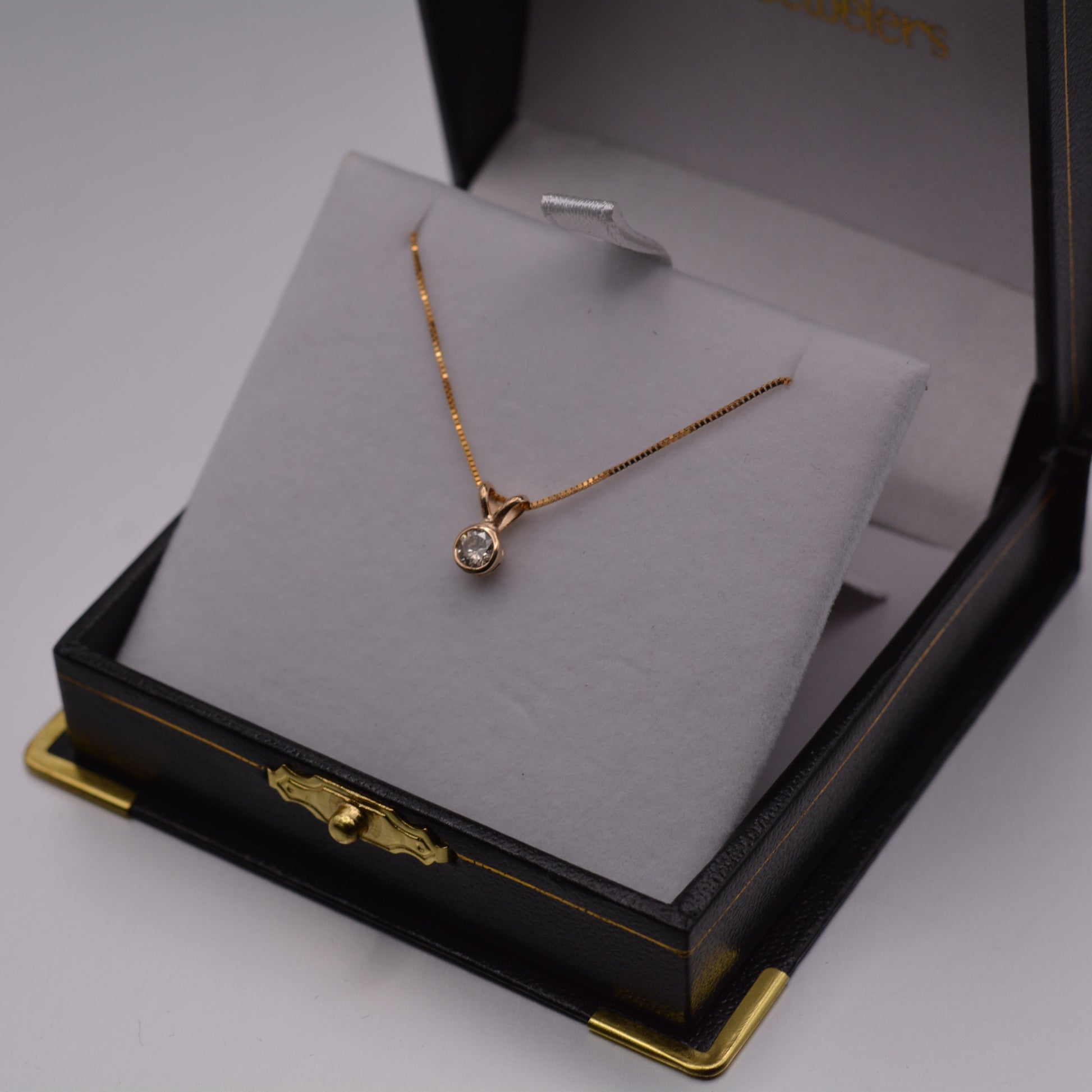 14KT Yellow Gold Bezel Pendant