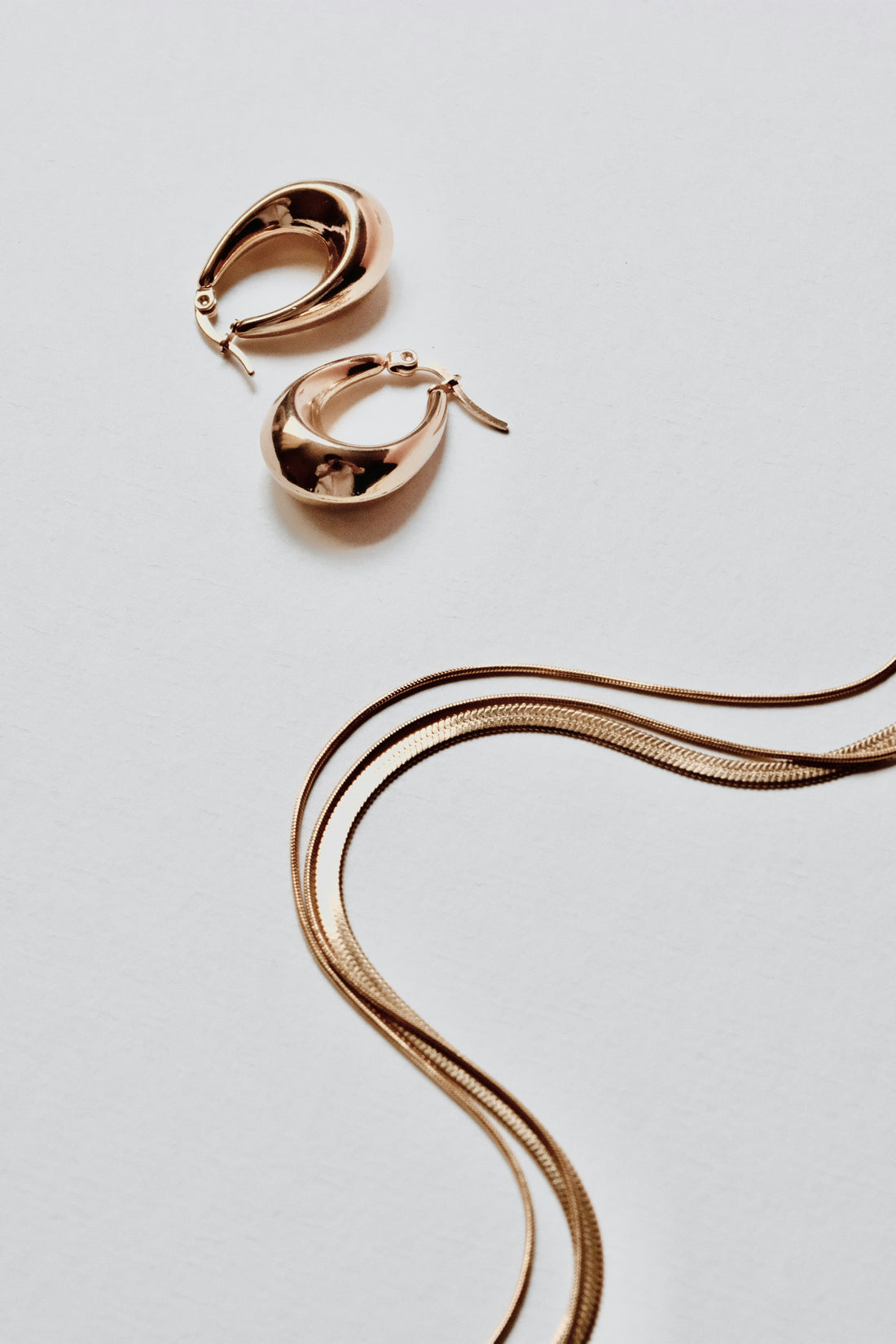 How to Clean Your Jewelry at Home (Safely and Effectively)