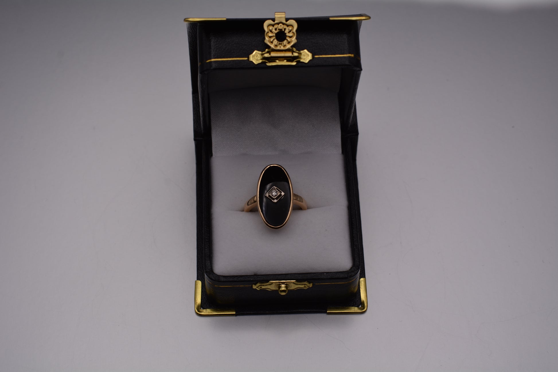 Vintage Yellow Gold Onyx and Diamond Ring
